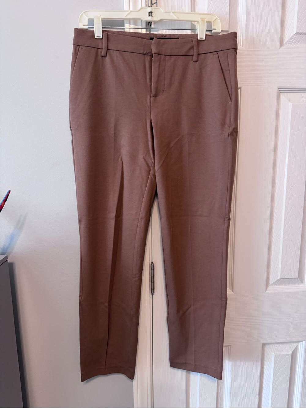 Women’s Tailored Stretch Dress Pants - Brown